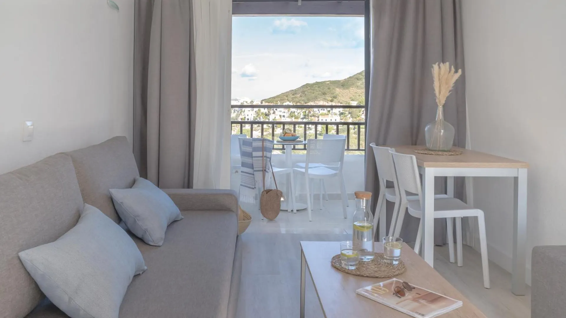 Fergus Club Carema Splash Playas De Fornells 4*,  Spanien