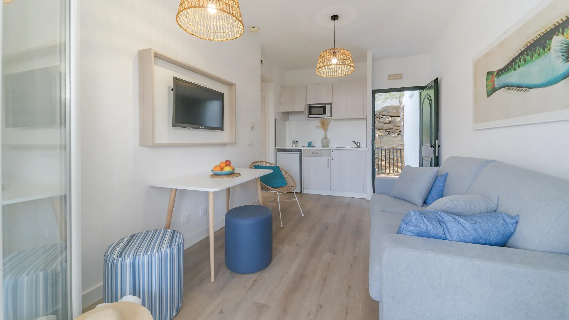 Fergus Club Carema Splash Playas De Fornells Aparthotel