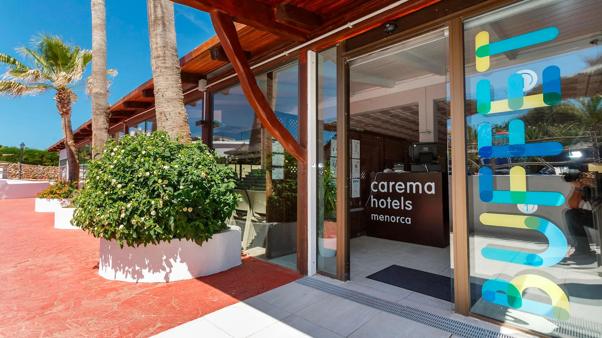 Fergus Club Carema Splash Playas De Fornells Aparthotel