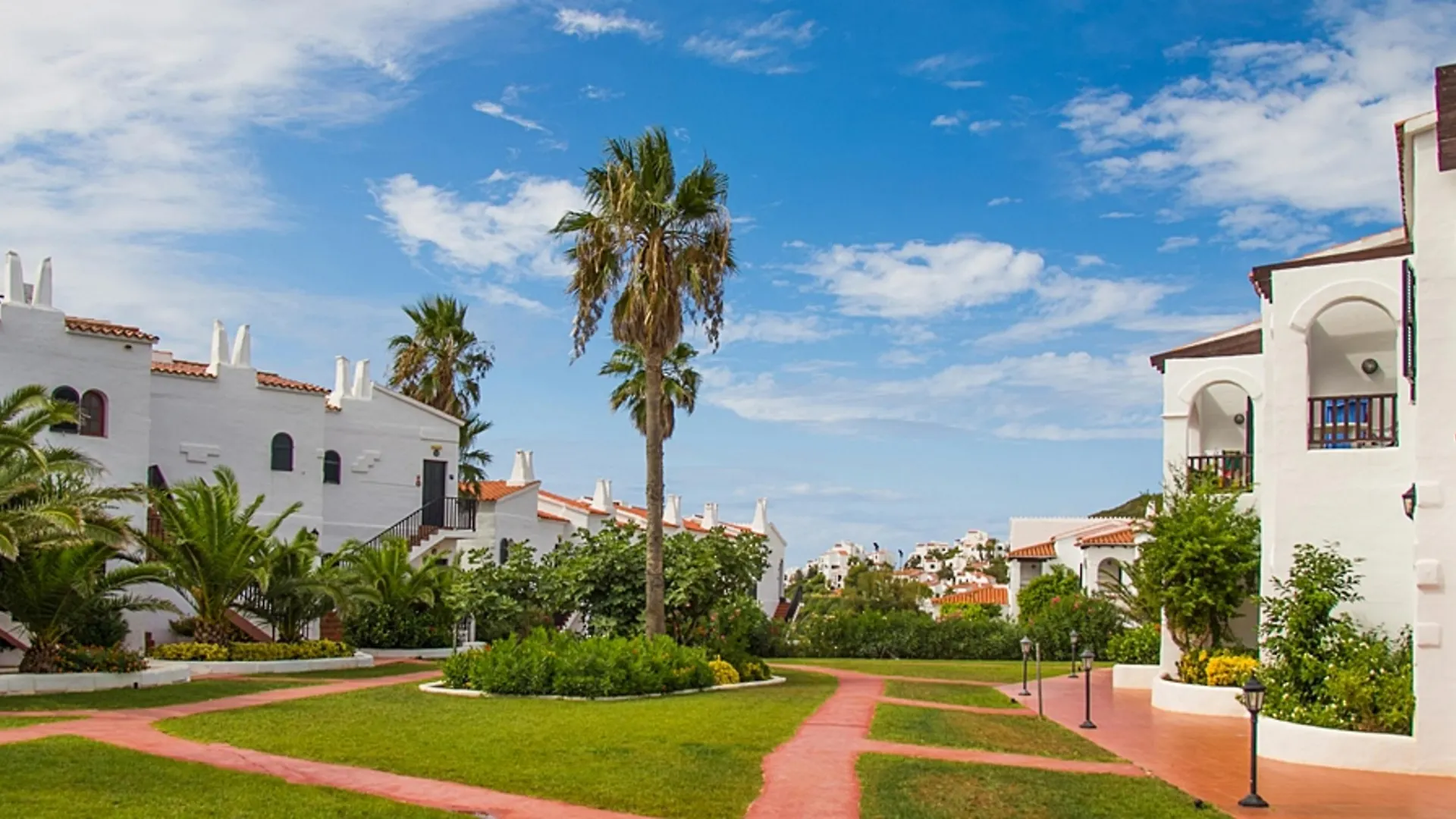 Fergus Club Carema Splash Playas De Fornells Aparthotel