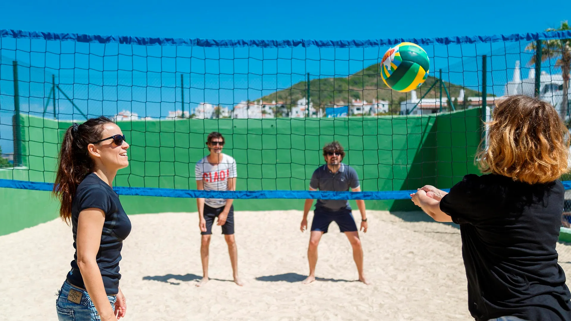 Fergus Club Carema Splash Playas De Fornells Aparthotel